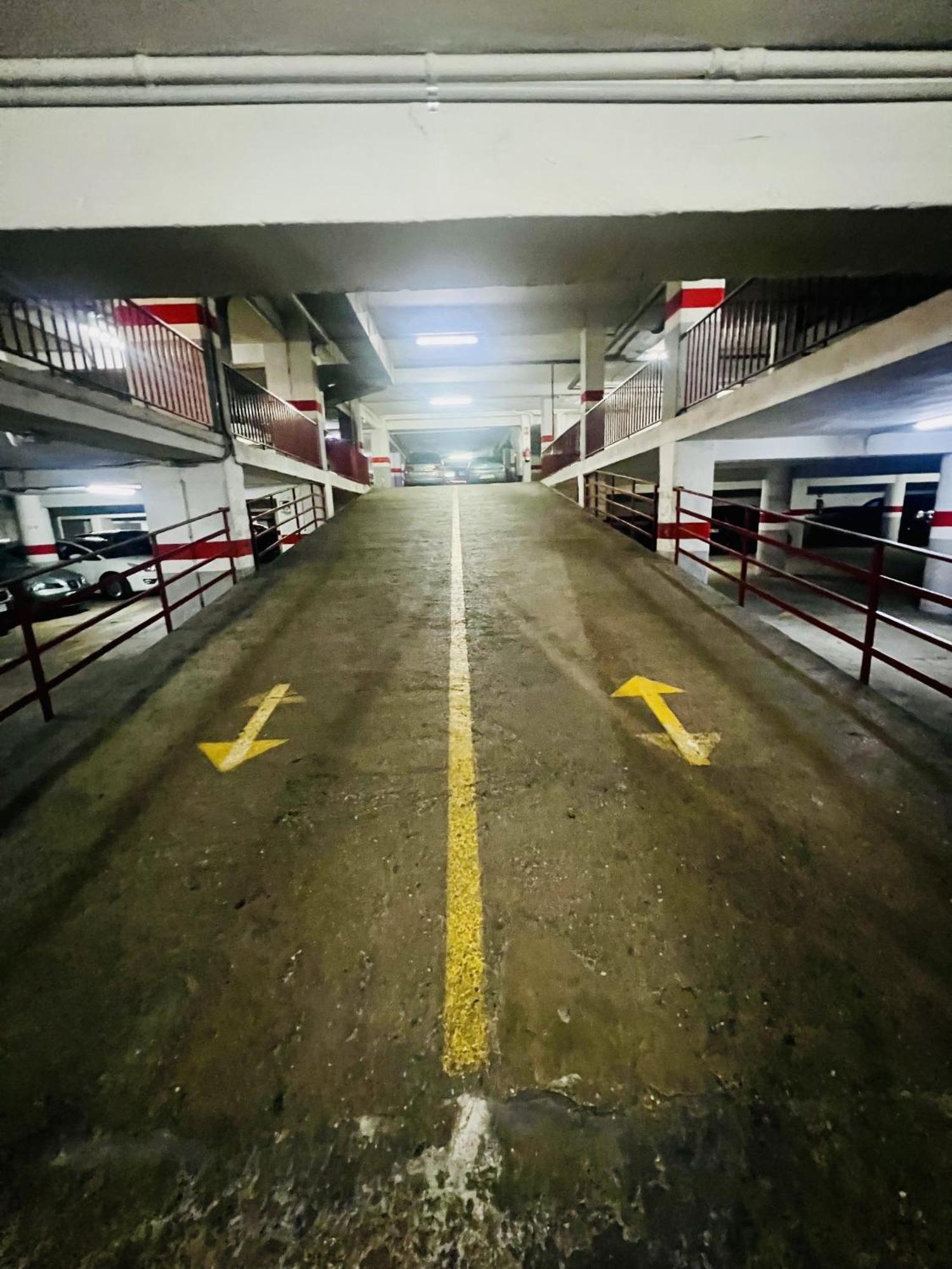 A Orillas Del Pilar Con Parking Zaragoza Exteriér fotografie