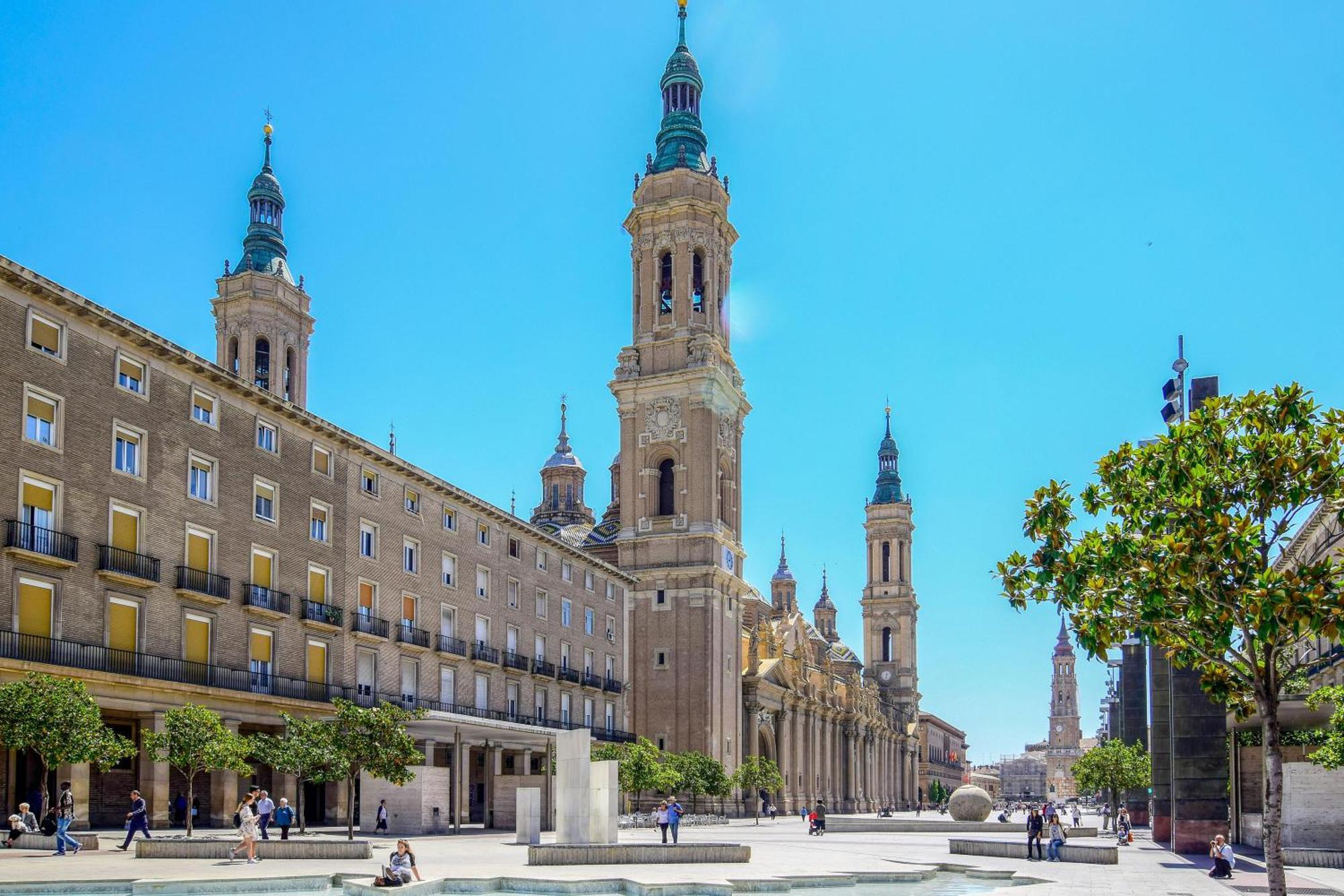 A Orillas Del Pilar Con Parking Zaragoza Exteriér fotografie